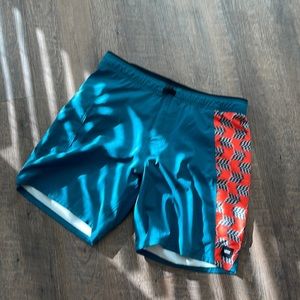 VANS BOARD SHORT GREEN AND ORANGE